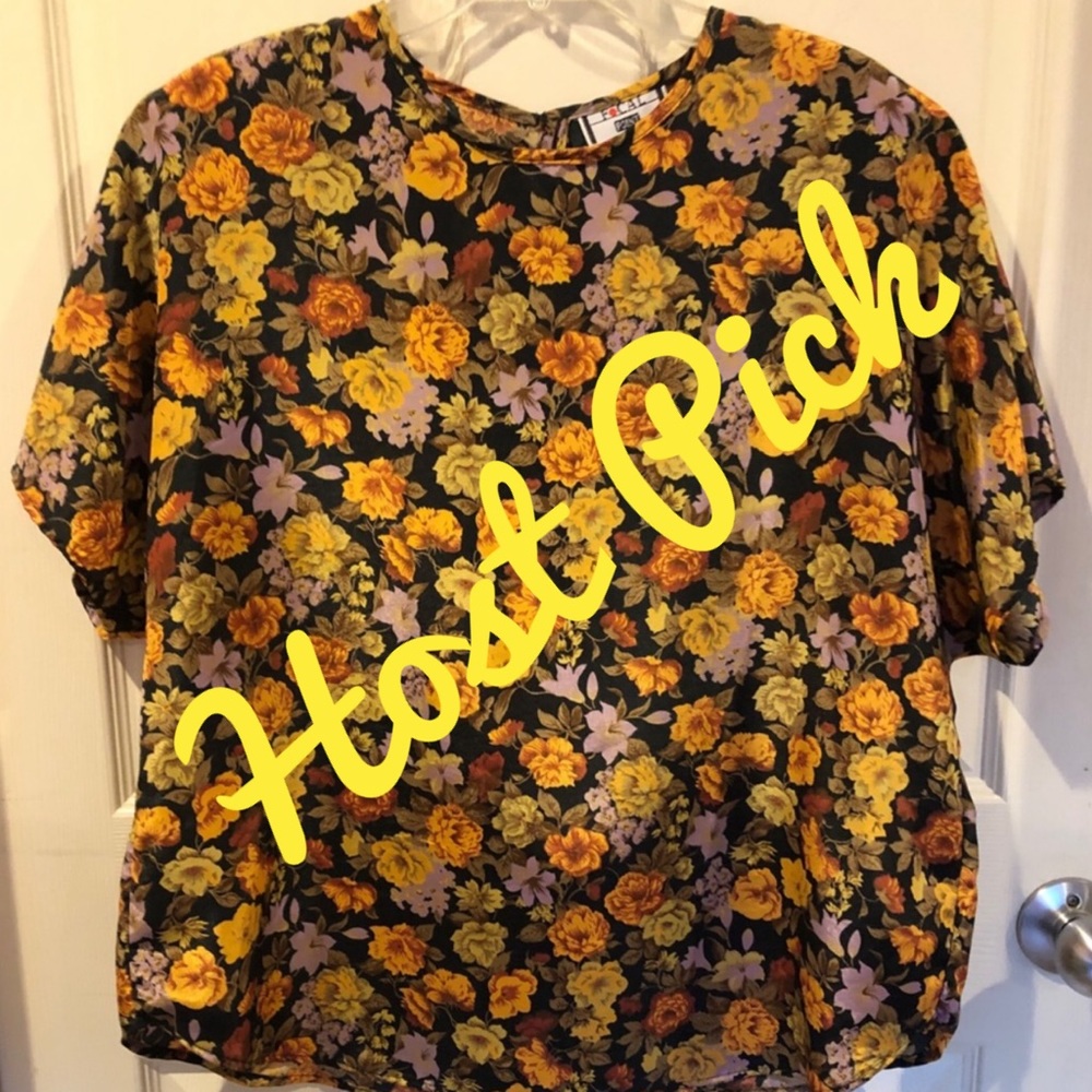 Beautiful Fall blouse.